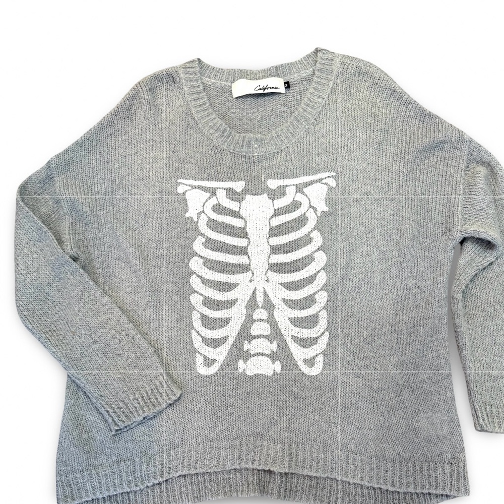 The Laundry Room Gray Skeleton Crew Neck Summer Weight Sweater Women’s SZ M